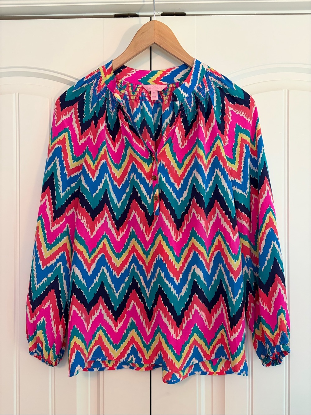 Lilly Pulitzer Multicolor Zig Zag Bright Fun 100% Silk Blouse Women's Size XS